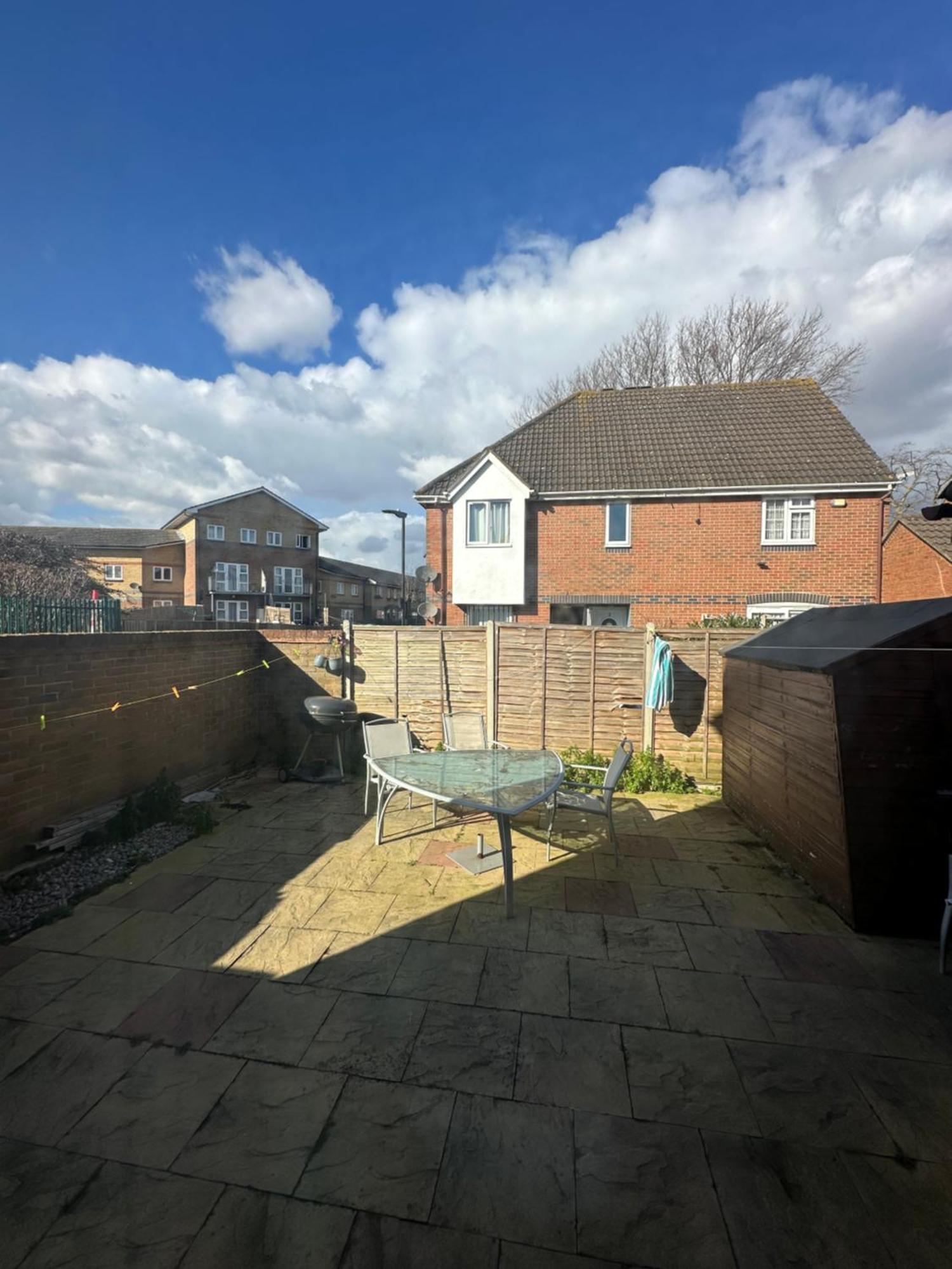 Quarto em Acomodações Particulares Spacious Double Near Excel Londres